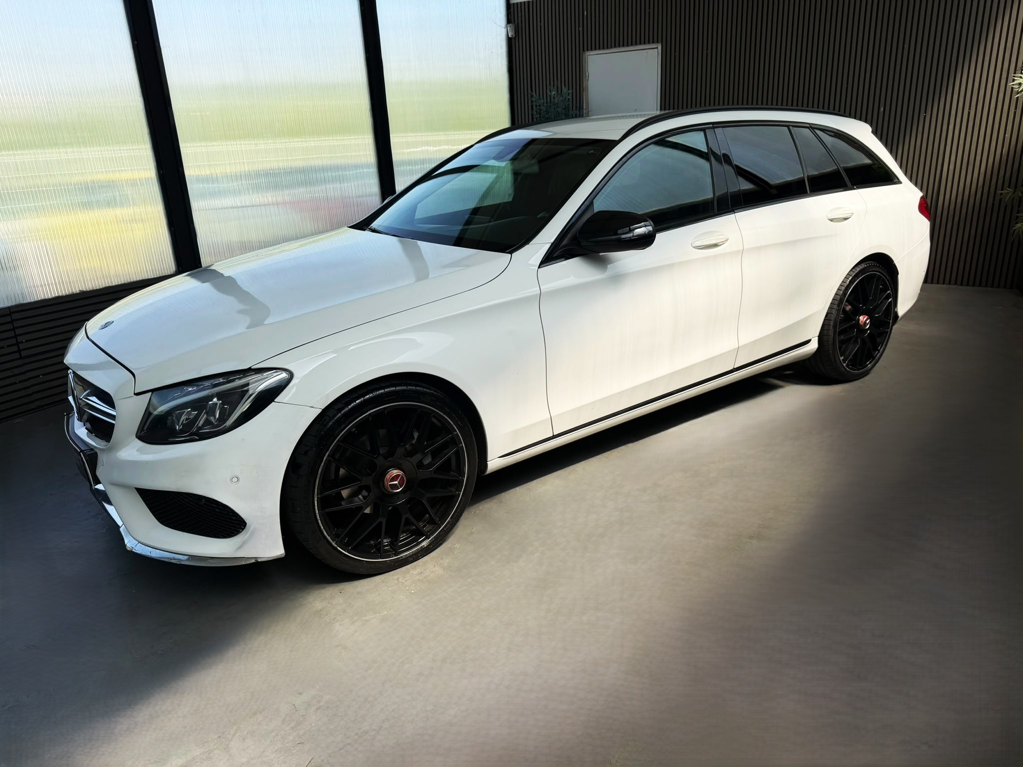 Mercedes-Benz